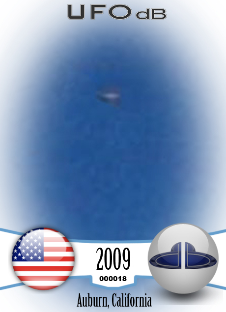UFO picture taken august 2009 over Auburn in California UFO CARD Number 18